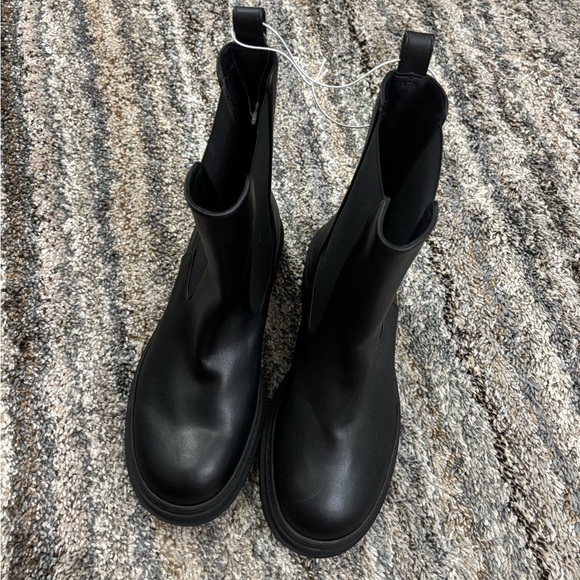 NWOT Good American Chelsea Combat Boots Sz 7.5 | Good American Black Combat Boot - Picture 6 of 10